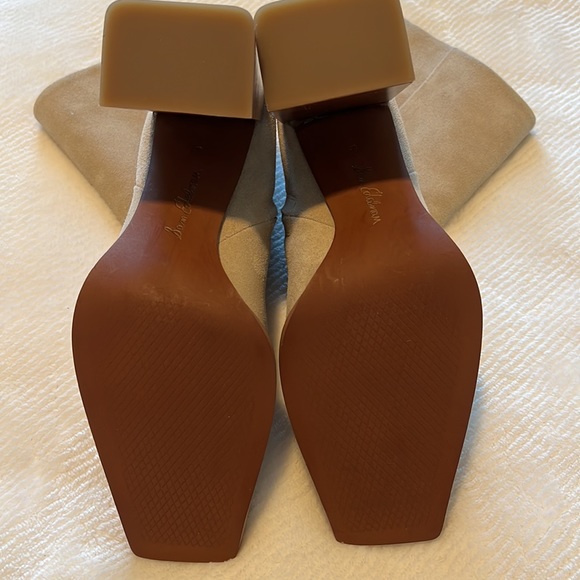 Sam Edelman Ivette Ankle Bootie - Picture 6 of 10